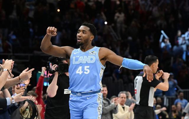 冲击70胜！完全体骑士有多强？后詹皇时代冲冠