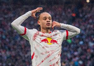 英媒：哈维-西蒙斯已经告知莱比锡他想要尝试新的挑战