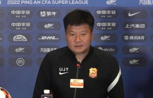 爱游戏-海港vs武汉长江：张琳芃徐新首发 胡靖航搭福布斯