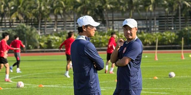 爱游戏-长春亚泰热身1比0击败定南赣联 球队结构逐步成型